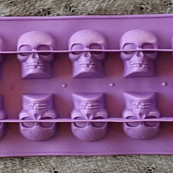 COPY- 💀 Skeleton Skulls Silicone Mold Chocolates Ice Tray Jello Shots Halloween - Picture 4 of 13